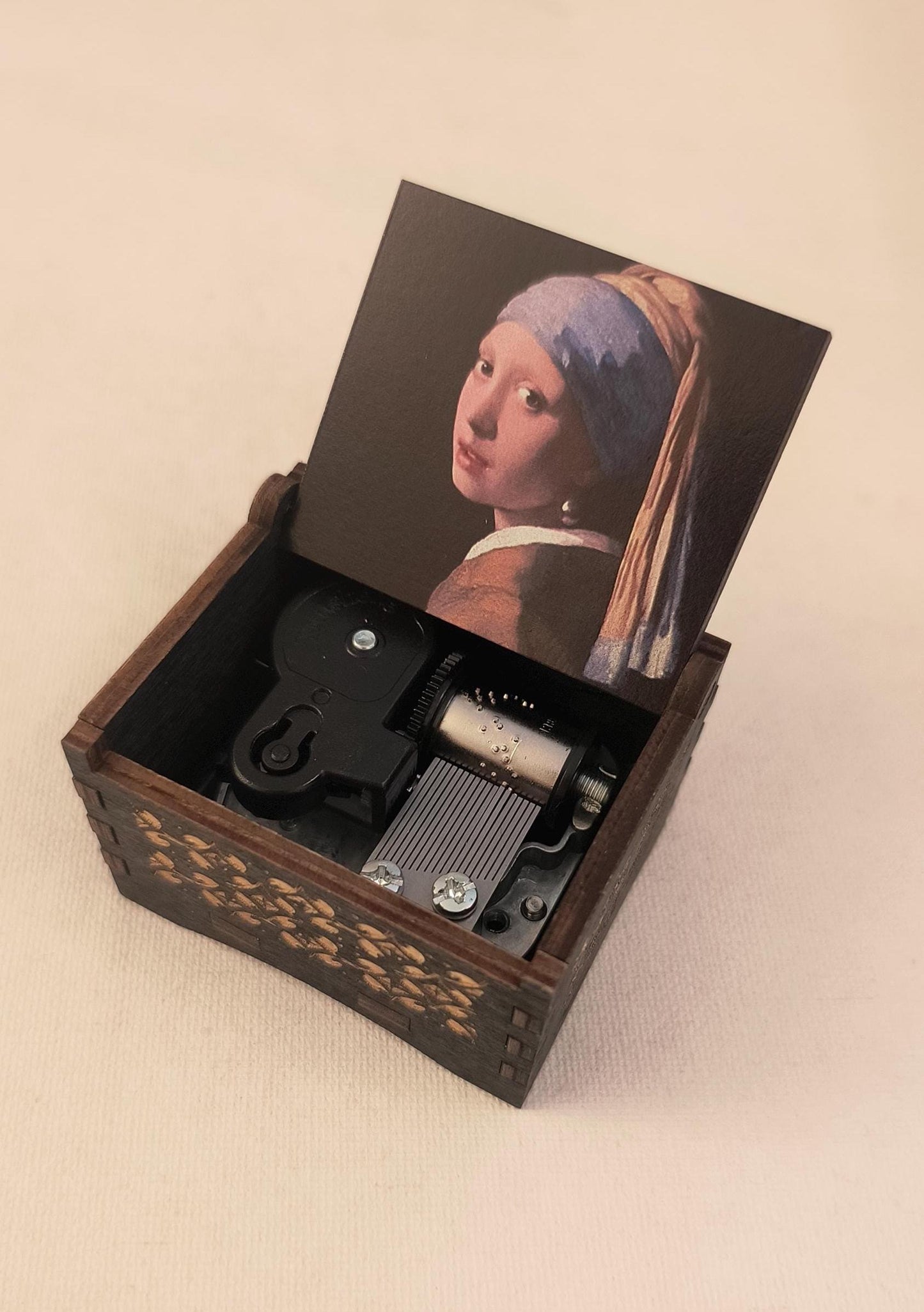 Canon in D - Pachelbel music box | Girl with a Pearl Earring by Johannes Vermeer