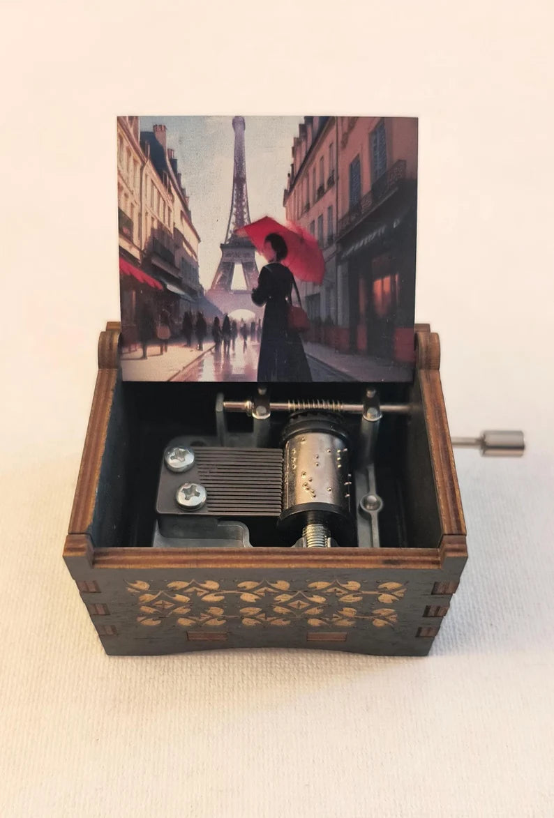 Amélie’s Waltz music box. La valse d'amélie