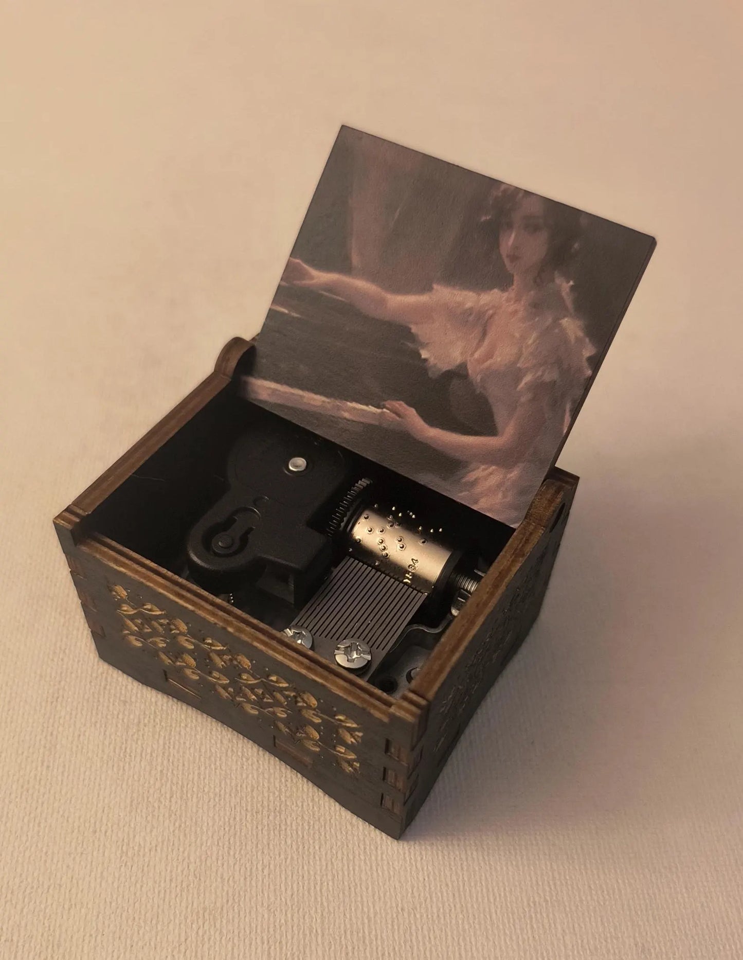 Chopin To Love Again music box