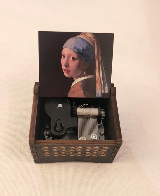 Canon in D - Pachelbel music box | Girl with a Pearl Earring by Johannes Vermeer